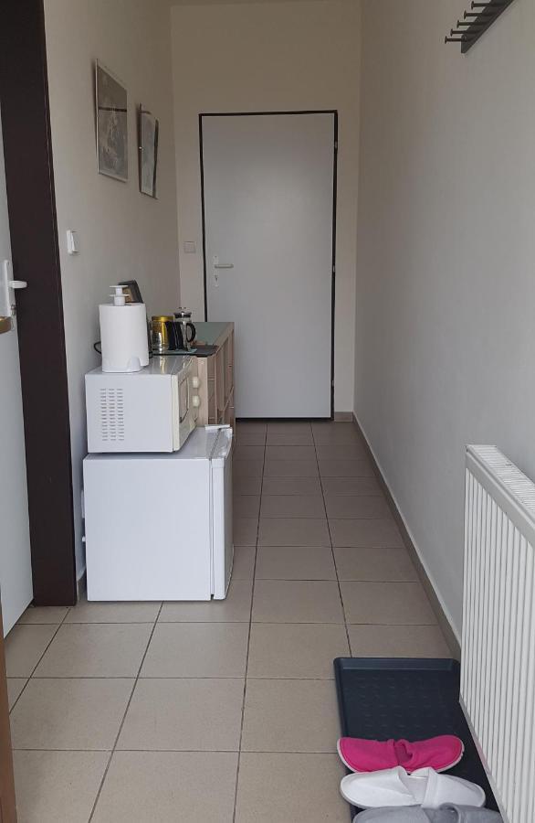 Ferienwohnung Na Samote U Lesa -Rasovna Msecke Zehrovice Exterior foto